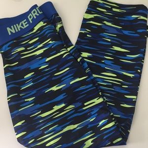 Nike Pro Dri-Fit Running Crops